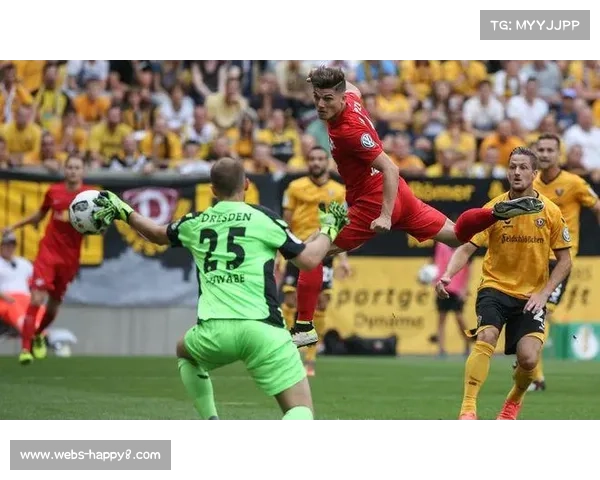 莱比锡2-0战胜云达不莱梅，结束两轮不胜