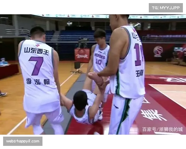 青年军对决：广州龙狮击败青岛国信，锁定季后赛最后席位